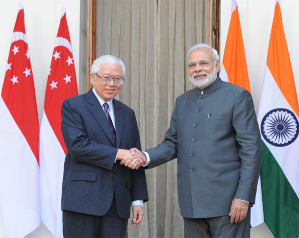 Singapore president meets Modi, Smart Cities, skills on agenda 1 Prime Minister Narendra Modi & Singapore President Dr. Tony Tan Keng Yam at Hyderabad House