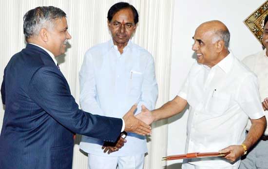 REC signs MoU with TSGENCO for a funding of Rs.24,000 Crores 1 25rec_mou_tsgenco