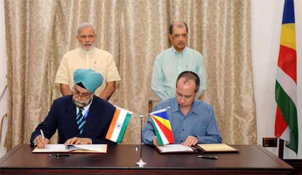 India, Seychelles ink four agreements during Modi visit 1 Prime Minister Narendra Modi and the President of Seychelles James Michel witnessing the signing of agreement