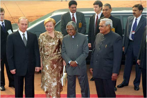 Dr. APJ ABDUL KALAM : A PEOPLE’S PRESIDENT 1 1