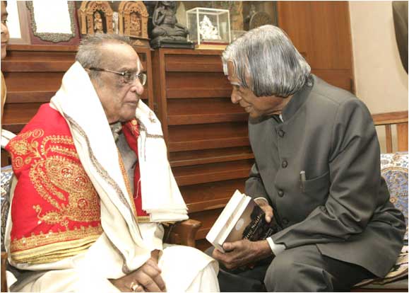 Dr. APJ ABDUL KALAM : A PEOPLE’S PRESIDENT 14 14