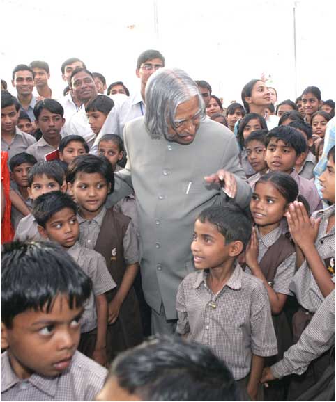 Dr. APJ ABDUL KALAM : A PEOPLE’S PRESIDENT 19 19