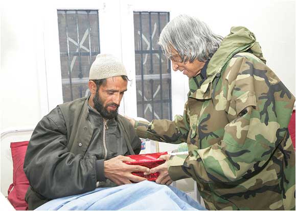 Dr. APJ ABDUL KALAM : A PEOPLE’S PRESIDENT 8 8