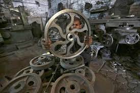India's May industrial growth slows to 2.7 percent 7 iip