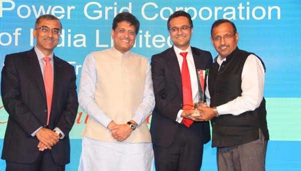 POWERGRID bestowed the D& B Infra Award 1 10powergrid_award