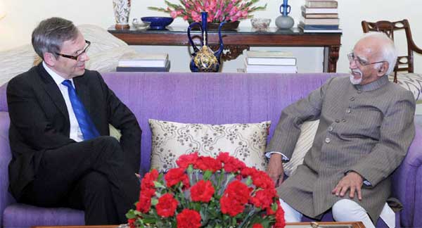 Ambassador of Norway to India, Nils Ragnar Kamsvag calling on the Vice President, Mohd. Hamid Ansari, in New Delhi 1 The Ambassador of Norway to India, Nils Ragnar Kamsvag calling on the Vice President, Mohd. Hamid Ansari, in New Delhi on November 30, 2015.