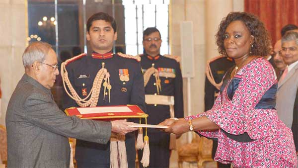 Ambassador-designate of the Democratic Republic of Congo, Mossi Nyamale Rosette presenting her Credential to the President, Pranab Mukherjee 1 The Ambassador-designate of the Democratic Republic of Congo, Mossi Nyamale Rosette presenting her Credential to the President, Pranab Mukherjee, at Rashtrapati Bhavan, in New Delhi on December 07, 2015.