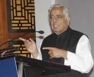 Modi's Pakistan visit 'step in right direction': J&K CM 1 26jammu_cm