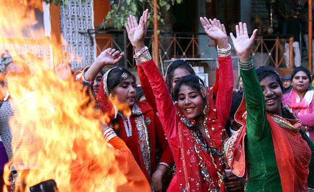 Jammu to celebrate Lohri, harbinger of warmer days 1 13lohiri