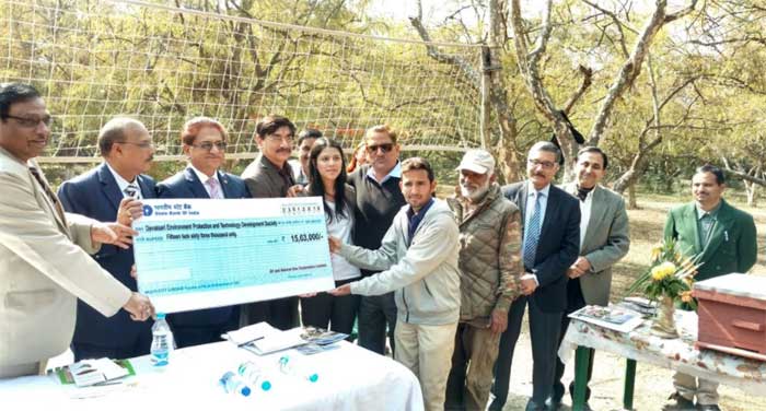 ONGC promotes Beekeeping in Uttarakhand to generate employment 1 26ongc csr
