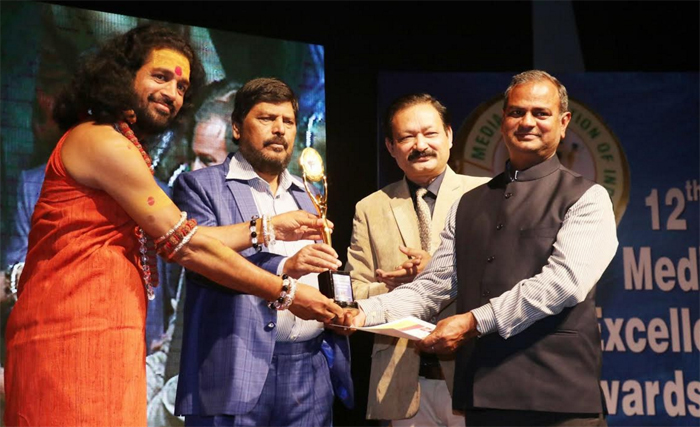 PGCIL has been honored with "Best Corporate Communicator Award of the Year" 1 22powergrid award
