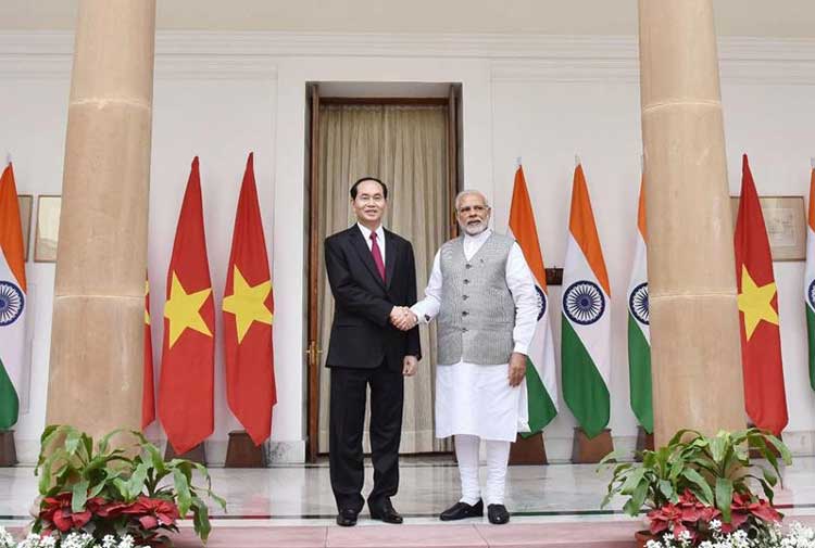 Modi receives Vietnam President ahead of talks 1 03modi with pres vietnam