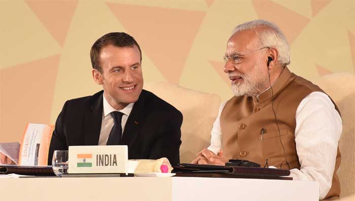 Modi presents 10-point action plan to promote solar energy 1 12modi with french pres