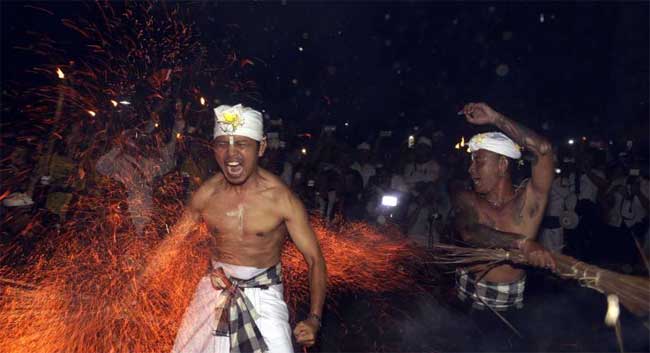 Bali airport shuts for 'Day of Silence' 1 17bali new year