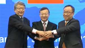 China, Japan, S.Korea call to resist protectionism 1 04china japan sk