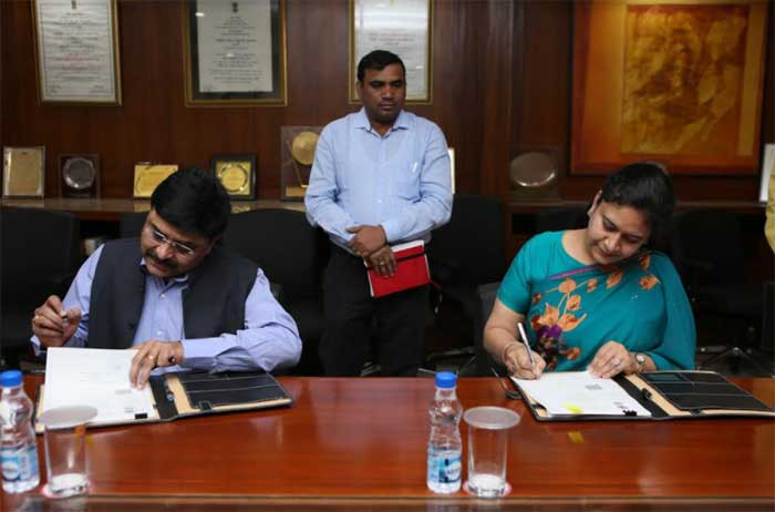 REC to support infrastructure development in Government schools of Ghaziabad 1 18rec csr1