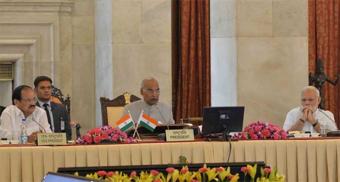 49TH CONFERENCE OF GOVERNORS CONCLUDES AT RASHTRAPATI BHAVAN 1 05governor meeting
