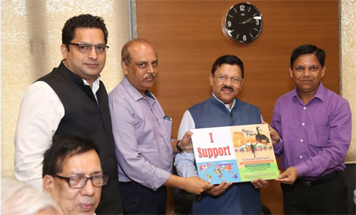 with Shri Shyam Jaju, National Vice President, BJP & Dr. Rajesh Sarwadnya Founder of "Vivekananda Youth Connect". Sarkaritel.com & Diplomacyindia.com proud to be associated as Media Partner with Vivekananda Youth Connect Peace Marathon to be organised on 9th September 2018 1 drrajesh jajju