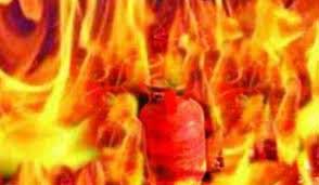 Four killed in LPG cylinder blast in UP 7 24lpg blast
