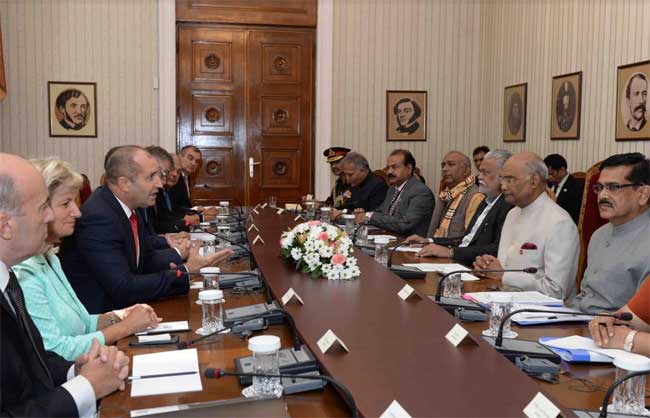 Bulgaria invited to take part in 'Make in India' initiative 1 06india bulgaria talk