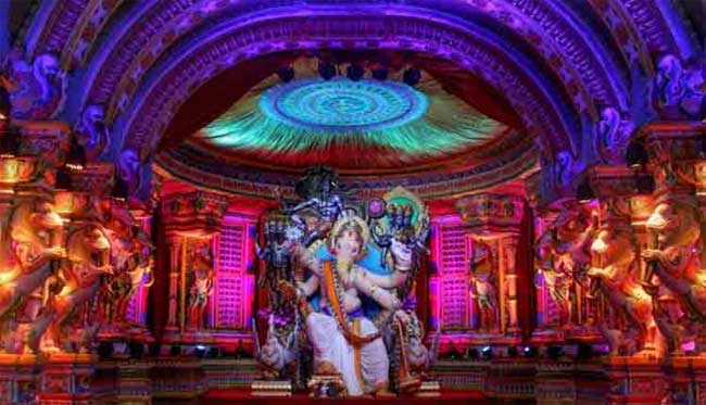 Maharashtra rolls out red carpet for Lord Ganesha 1 13ganesha