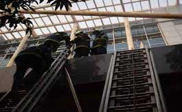 Toll rises to 8 in Mumbai hospital blaze, 25 critical 1 18rescue
