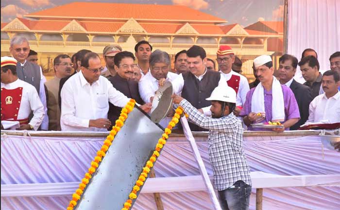 Governor, Chief Minister perform Bhumipujan of New Darbar Hall of Raj Bhavan 2 20fadanvis inaug