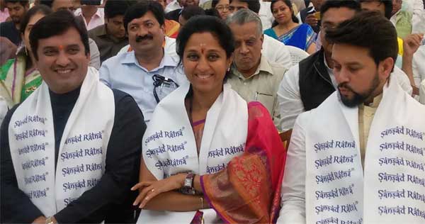 Sansadratna Awards 10th Anniversary Glitters at Raj Bhavan 3 29sansad award1
