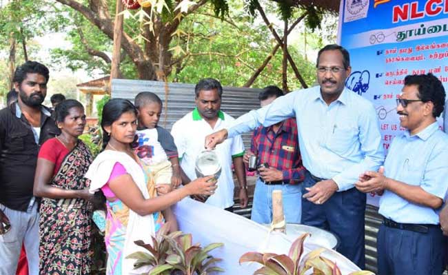 NLCIL opens Free Buttermilk Distribution Centres at Neyveli to quench the summer thirst of Public 1 27nlc csr