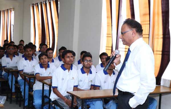 100 % students from ‘GAIL Utkarsh’ Kanpur centre clear JEE Mains, 50 out of 60 from Uttarakhand centres make the cut 1 22gail csr1