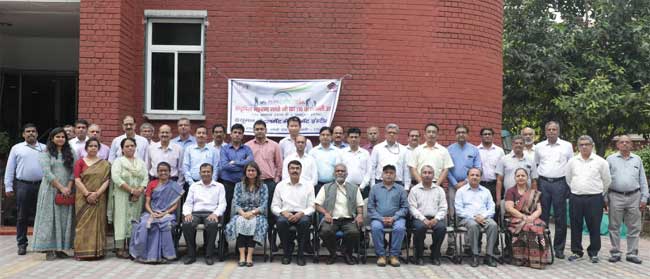 HUDCO Organizes Training Programme on IBC 2016 1 13hudco training