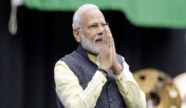 'Majama che, sob khub bhalo': PM Modi says at 'Howdy Modi' 1 23modi