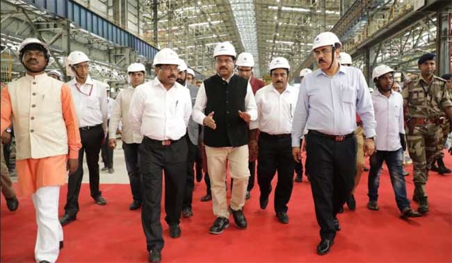 Dharmendra Pradhan visits Rourkela Steel Plant, calls for fast tracking projects, greater contribution towards regional development 1 29pradhan visit