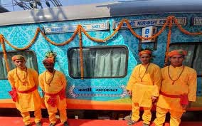 Modi flags off Kashi Mahakal Express from Varanasi 1 16kashi mahakal