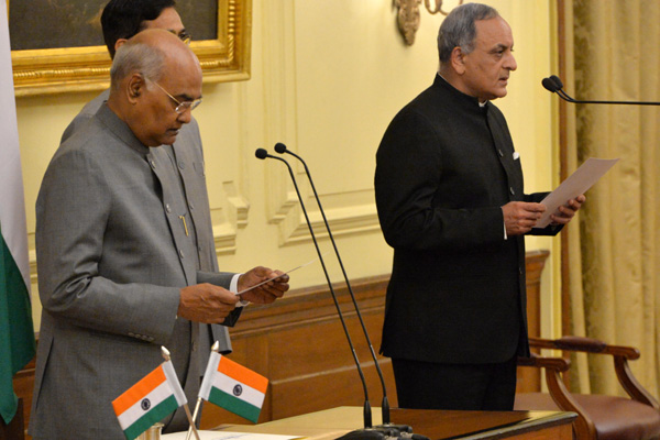 Bimal Julka takes oath as new Chief Information Commissioner 1 bimaljulka