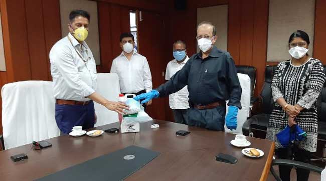 Oil India Limited donates PPE materials to Guwahati Municipal Corporation 1 13oil csr