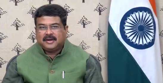 Dharmendra Pradhan stresses on enhancing domestic steel usage and reducing import dependence for meeting oil & gas sector’s steel requirements 1 16pradhan meeting
