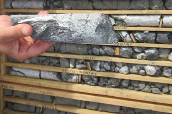 Prospects for the development of the raw materials base of NGMK 1 04coal