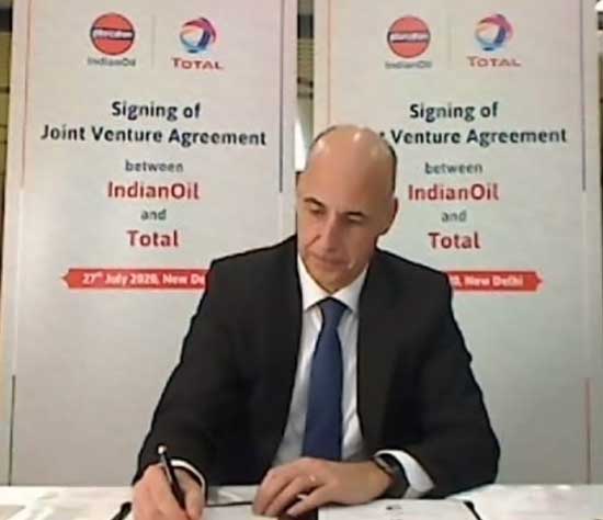 IndianOil and Total (France) form JV to offer high-quality bitumen derivatives 2 27iocl mou1
