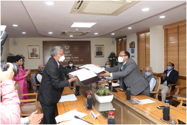 Market friendly OALP is driving self-reliance in energy sector : Dharmendra Pradhan 1 oilindia ongc oalp signing