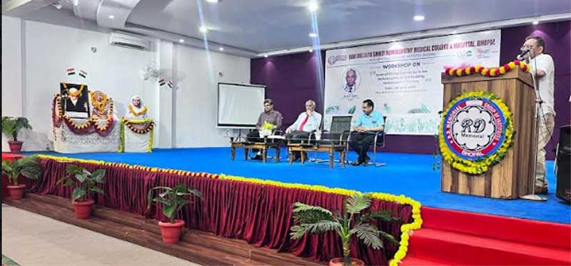 “Areas of Clinical Excellence in Homoeopathy”- Dr.A.K.Gupta 22 25conf5