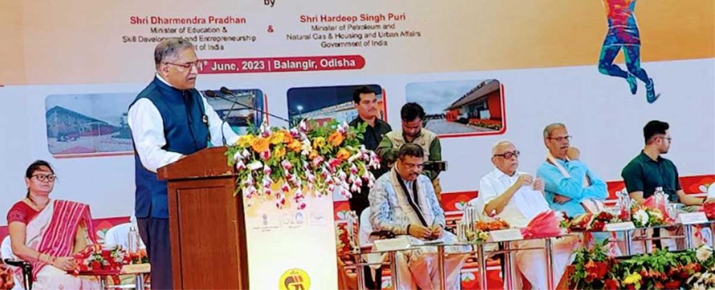 P. R. H. S INDOOR STADIUM, UNDER GAIL’S CSR INITIATIVE AT BALANGIR INAUGURATED 13 12gail celebrate