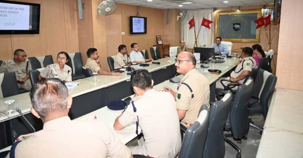 SSB Jawans taught how to prevent and reduce stress in regular life Workshop, Kaartik Gupta 14 13meeting1