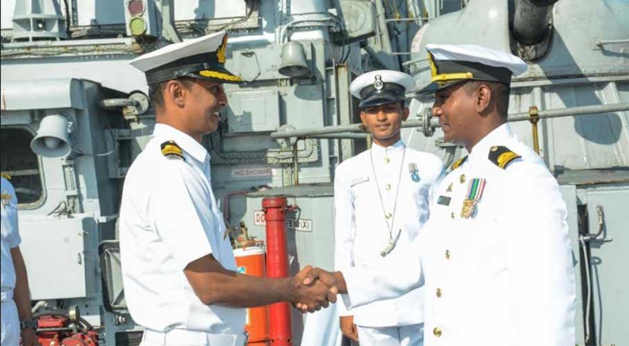 INS KHANJAR ARRIVES AT TRINCOMALEE 5 29navy1