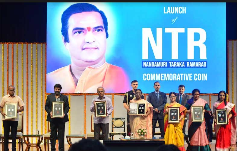 PRESIDENT OF INDIA RELEASES COMMEMORATIVE COIN ON LATE SHRI NT RAMA RAO 7 28murmu launch3