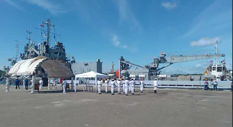 INS NIREEKSHAK ARRIVES TRINCOMALEE FOR JOINT DIVE TRAINING 7 16navy3