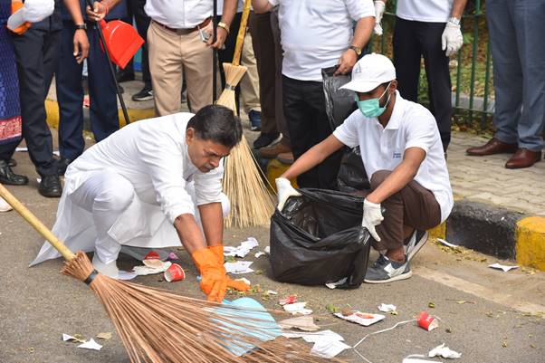 Power Ministry organizes Shramdaan as part of Swachhata Hi Seva Campaign 5 1