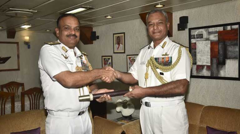 REAR ADMIRAL RAJESH DHANKHAR TAKES OVER COMMAND OF EASTERN FLEET 7 navy oath2