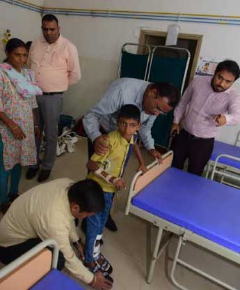 MRPL CSR: Artificial Limbs for Endosulfan Victims 5 artificial limbs