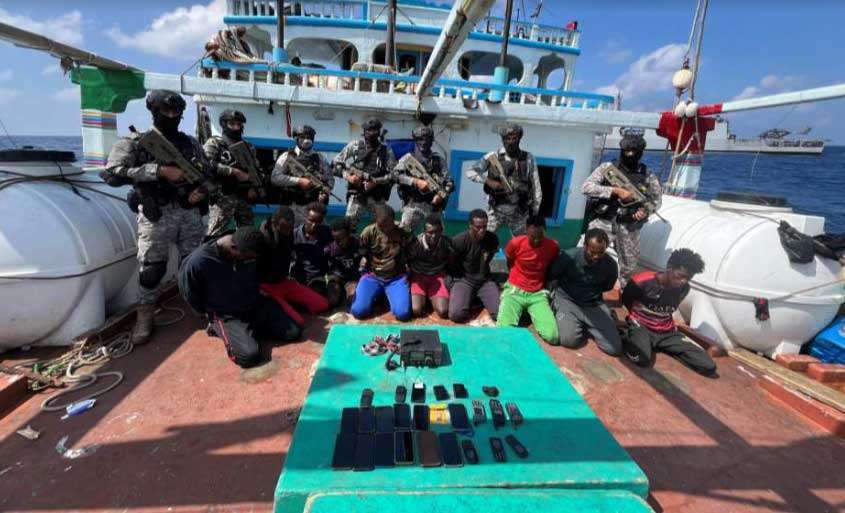 INS Sumitra Carries out 2nd Successful Anti Piracy Ops – Rescuing 19 Crew members and Vessel from Somali Pirates 5 ins sumitra1